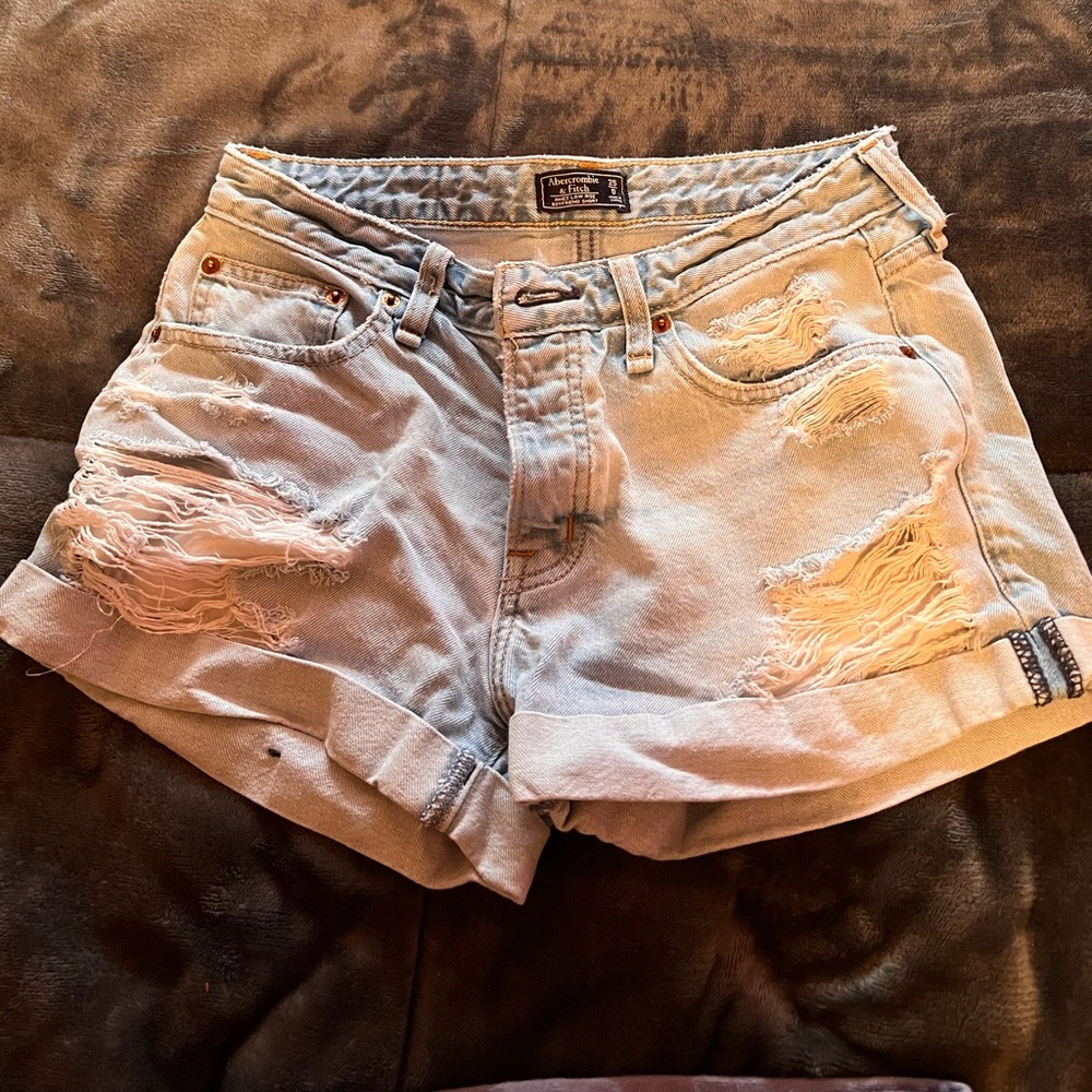 Low waisted denim shorts